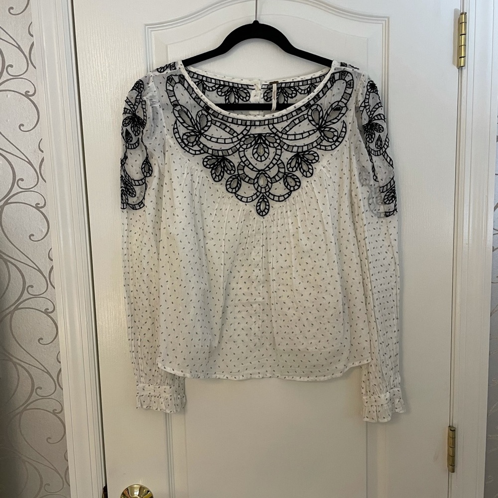 Free People Top- Black and White